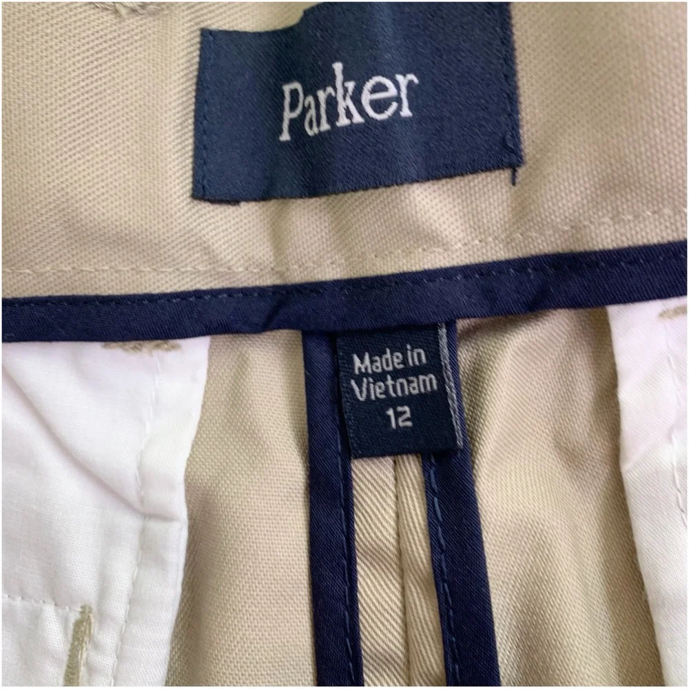 Parker NWT boy's‎ pleated front Khaki Chinos in tan